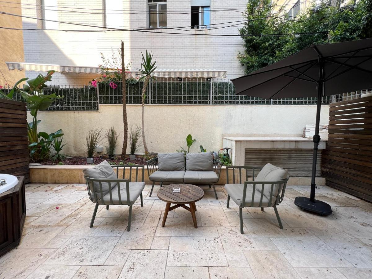 Beer Garden Hotel Tel Aviv Exterior photo