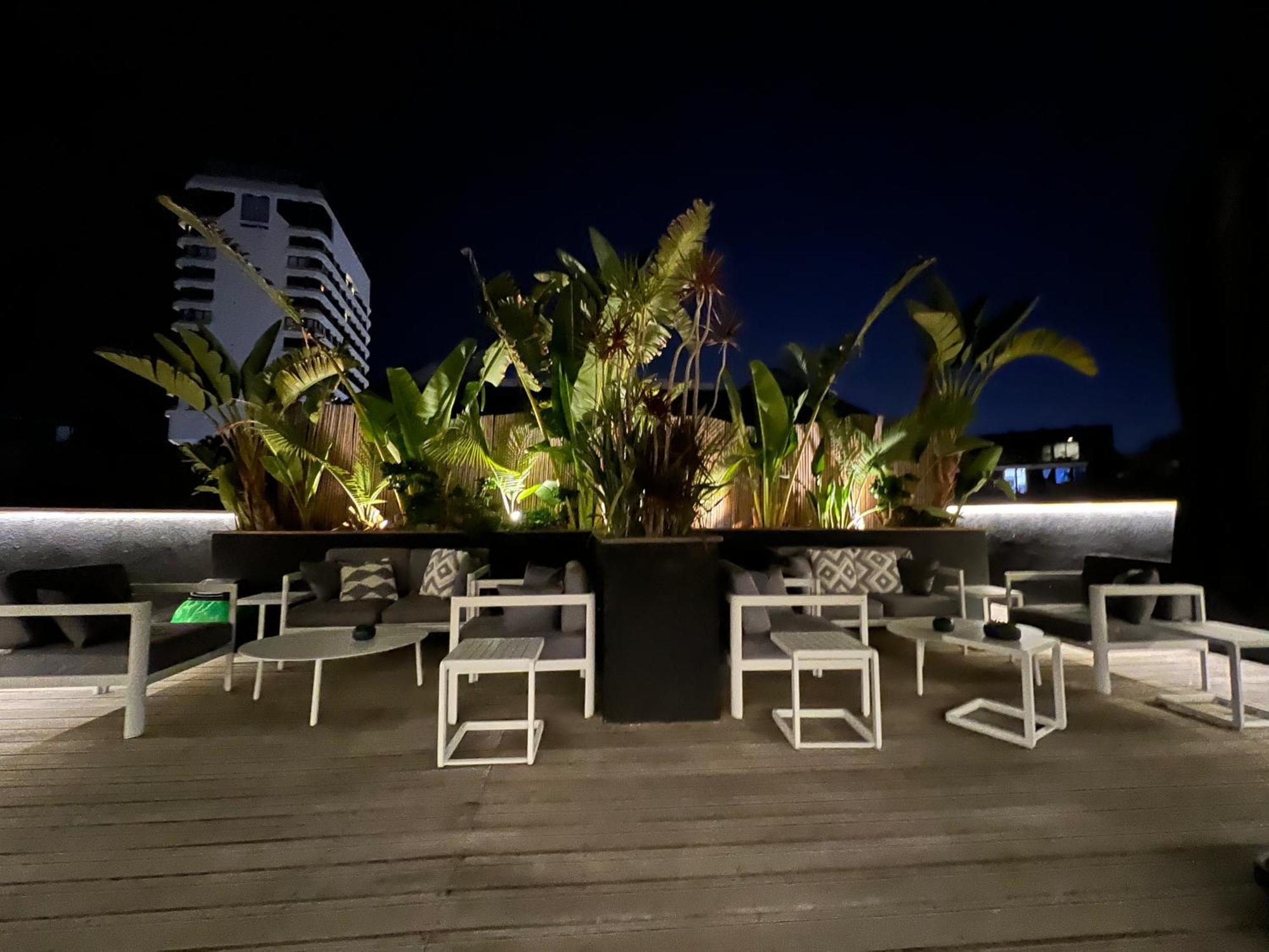 Beer Garden Hotel Tel Aviv Exterior photo